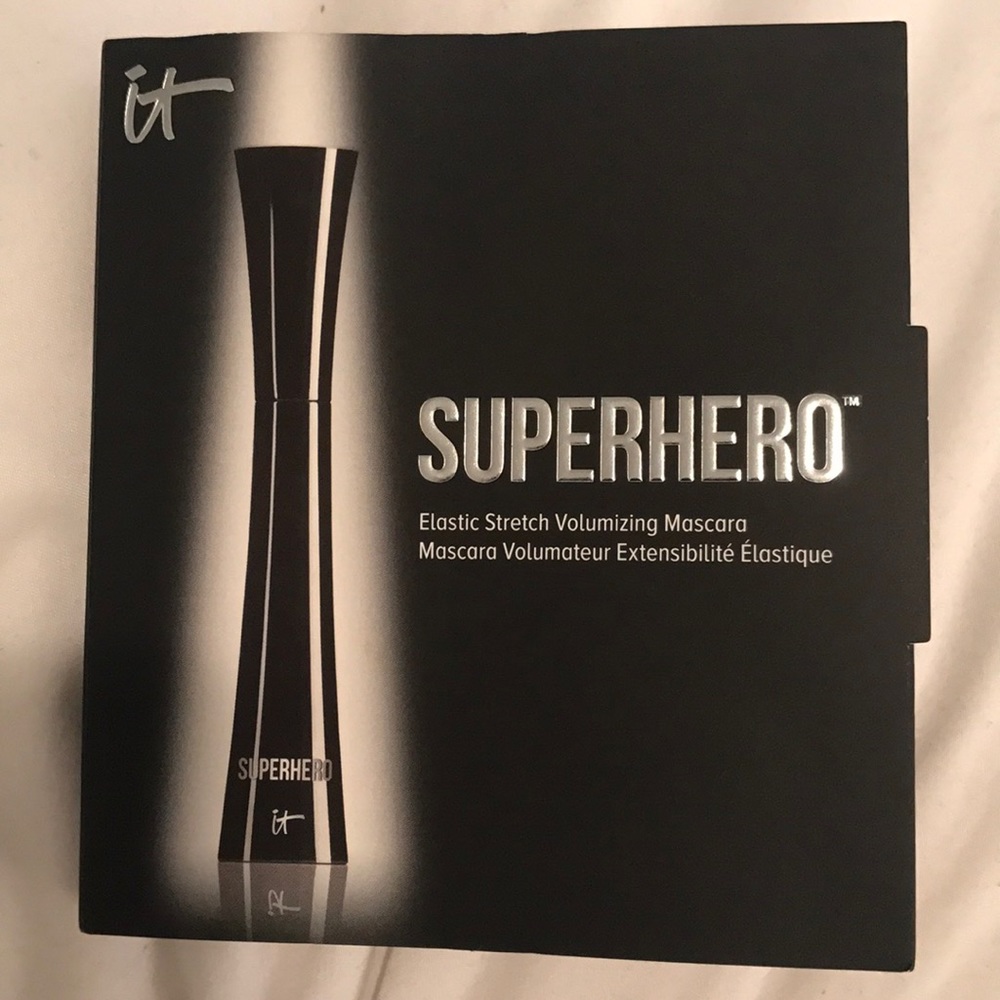IT COSMETICS Superhero Mascara